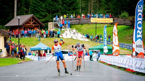 Alla Carnia Arena di Forni Avoltri dal 6 all'8 settembre si è disputata la terza edizione dell'Alpe Adria Summer Nordic Festival, una manifestazione che ha visto al via oltre 230 atleti in rappresentanza di Italia, Austria, Stati Uniti e Mongolia. Grande spettacolo nella due giornate di gare con i campioni dello sci di fondo grandi protagonisti. (Foto by Denis Blarasin)