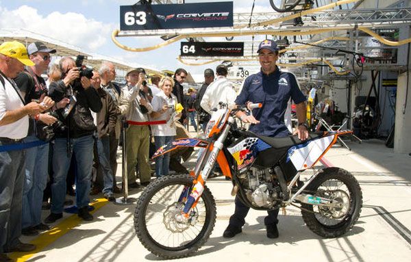 Vincitore di una coppa del mondo di sci disputando solo superg e discesa, Luc Alphand smessi i panni di sciatore ha raccolto grandissime soddisfazioni anche in ambito motoristico. Vincitore di una Parigi-Dakar con le auto, Alphand ha poi cercato fortuna con le due ruote, una passione che nel 2009 l'ha portato a sfiorare la morte...