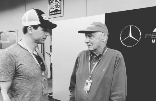 Niki Lauda e Hannes Reichelt. Nel giorno della scomparsa di Lauda, Reichelt ha scritto uno dei messaggi più sentiti tra quelli arrivati all'alba da parte degli sportivi di tutto il mondo. Hannes Reichelt ha ringraziato Lauda per i momenti vissuti assieme: “E' stato un onore averti conosciuto. Le conversazioni con te sono sempre state molto interessanti e istruttive. Grazie”.