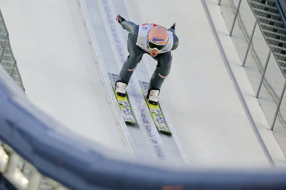 Andreas Kofler vince il duello con Gregor Schlierenzauer a Innsbruck