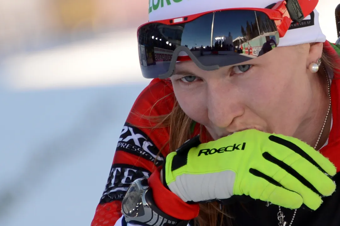 A Kontiolahti vincono Domracheva e Alenishko. A Östersund Larsson e Jonsson
