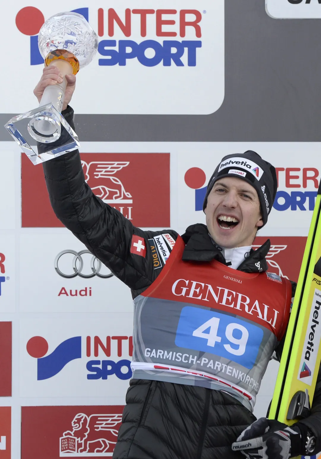 Simon Ammann lavora per essere al via dei Mondiali di Falun, ma la sua presenza è incerta