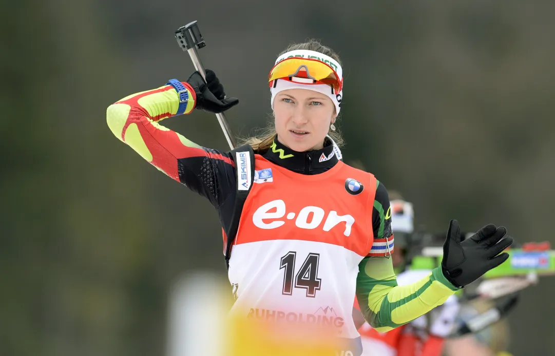 Darya Domracheva domina la mass start di Ruhpolding ed eguaglia Magdalena Neuner