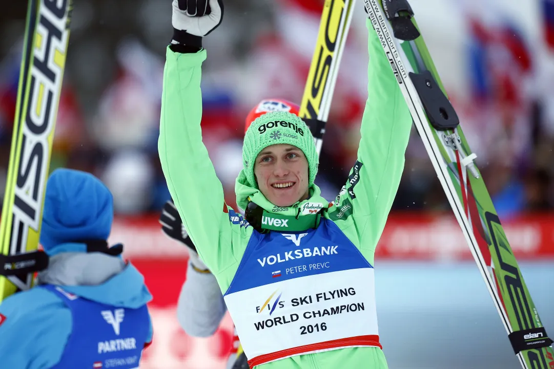 Peter Prevc più forte anche del vento. Sua la pazza gara di Trondheim