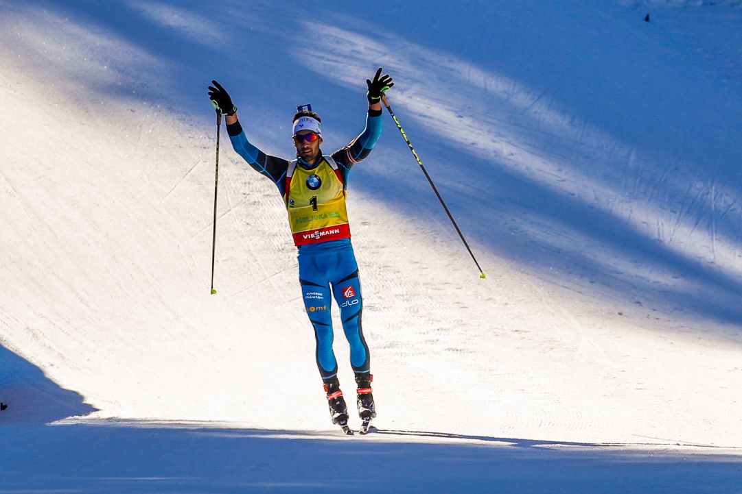 La Francia continua a dominare il biathlon maschile, sua anche la staffetta di Pokljuka