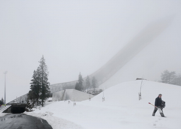 Troppa nebbia a Oslo, impossibile saltare. La gara viene cancellata