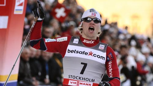 Eirik Brandsdal vince in rimonta la sprint del Ruka-Triple