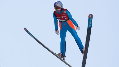 Sarah Hendrickson subito alle spalle di Sara Takanashi nella prima gara di Trondheim
