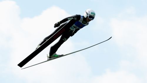Sara Takanashi vince sul velluto la prima gara di Almaty