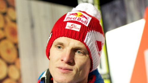 Contusioni e un dito fratturato per Thomas Morgenstern, ma niente di serio