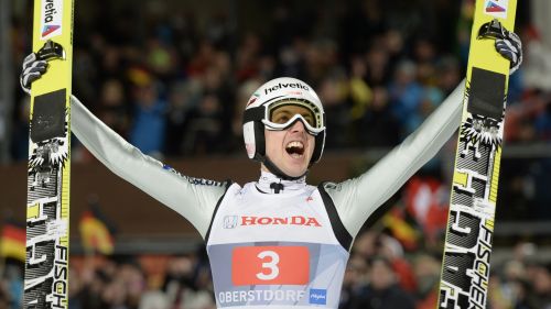 Simon Ammann vince a Oberstdorf la tappa inaugurale della Tournée dei 4 trampolini
