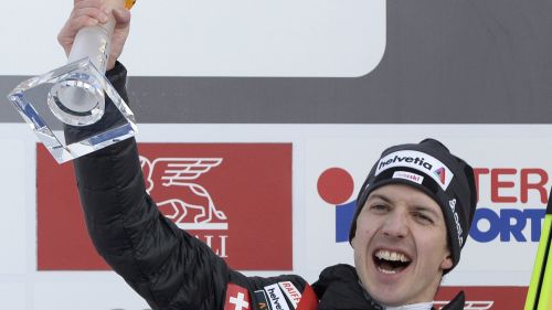 Simon Ammann lavora per essere al via dei Mondiali di Falun, ma la sua presenza è incerta