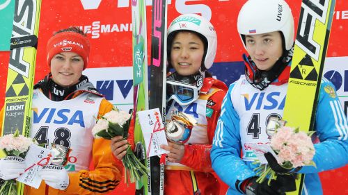 Carolin Zenker vince ancora ad Igls. Capponcelli-Schiavon undicesime