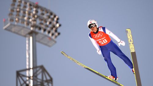 Daiki Ito escluso a sorpresa dalla gara su Normal Hill. All'interno la start list