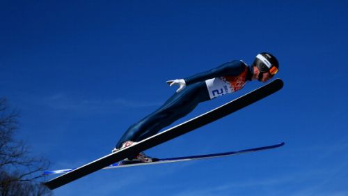 Kristjan Ilves il migliore sul trampolino nell'emergenza totale di Rasnov