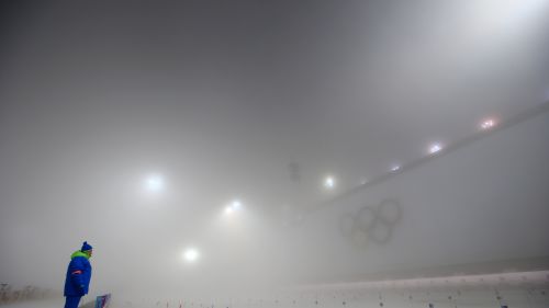 Ancora nebbia, nuovo ritardo per la mass start maschile. Si partirà alle 12.30 italiane?