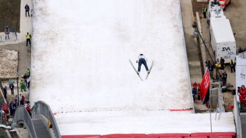 Troppo vento ad Harrachov, niente salti, Severin Freund è campione del mondo