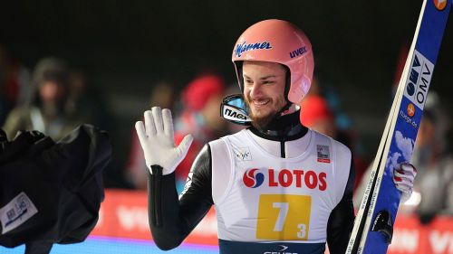 Manuel Fettner superstar assoluta dei campionati nazionali austriaci