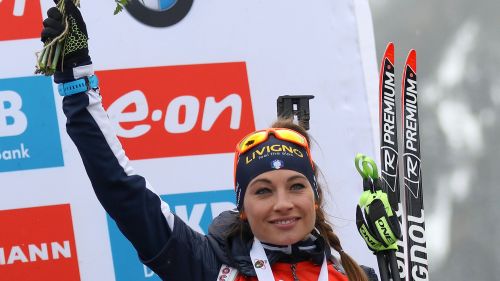 Lindsey Jacobellis e Jarryd Hughes vincono gli snowboard cross dei Winter X-Games di Aspen