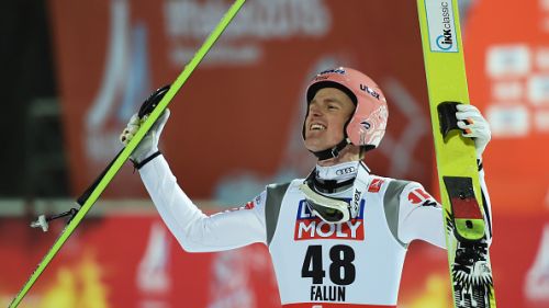 Severin Freund polverizza gli avversari e trionfa su Large Hill. Clamoroso argento per Gregor Schlierenzauer