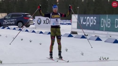 Simone Moro sempre più in alto: tra Montebianco e l'invernale al Nanga Parbat infila il record di volo in elicottero