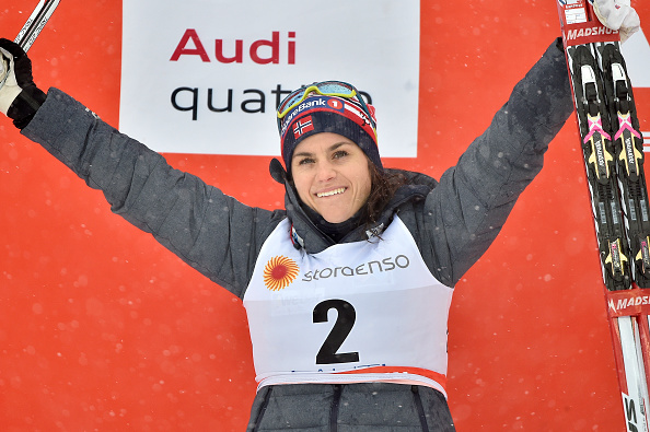 Heidi Weng vince il duello con Therese Johaug e rimane leader dello Ski Tour Canada