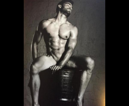 Simon Fourcade senza veli per il calendario Dieux du Stade