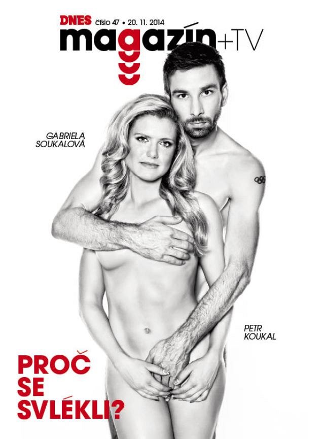 Gabiela Soukalova posa nuda assieme al suo compagno per combattere il cancro