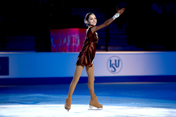 Evgenia Medvedeva annuncia il passaggio di categoria