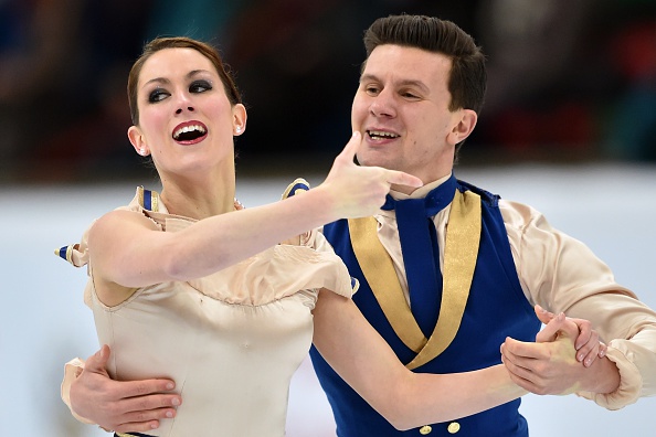 Guignard/Fabbri, Tarasova/Morozov e Denis Ten dominano la prima giornata del Golden Spin