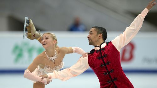 Savchenko/Szolkowy vincono, ma non convincono nella Rostelecom Cup