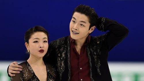 Sostanziale parità tra fratelli Shibutani, Coomes/Buckland e Gilles/Poirier nella short dance di Bratislava