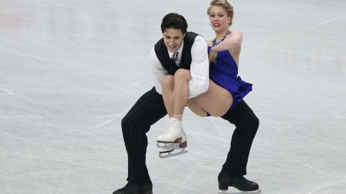 Weaver/Poje si salvano dal ritorno di Chock/Bates imponendosi nel Nebelhorn Trophy