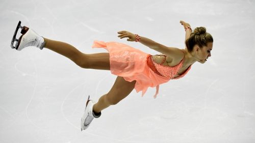 Elena Radionova si impone nello stellare programma corto femminile della Rostelecom Cup