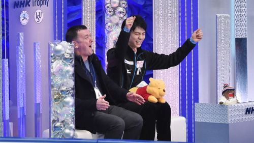 Yuzuru Hanyu riscrive la storia nel programma corto del NHK Trophy