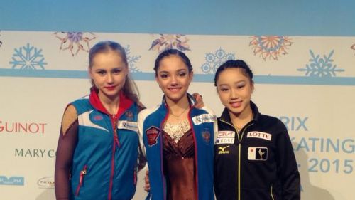 Evgenia Medvedeva domina la finale femminile di Junior Grand Prix