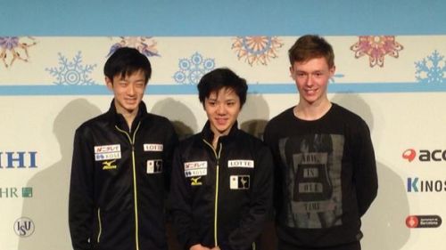 Shoma Uno dipinge pattinaggio a Barcellona dominando la finale di Junior Grand Prix