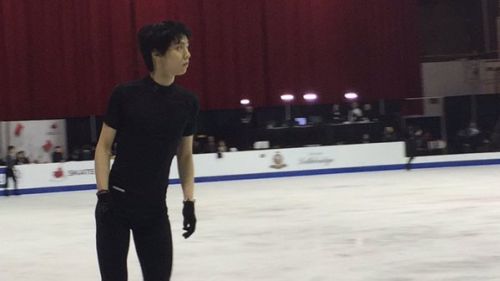 Yuzuru Hanyu stellare nella seconda sessione di allenamento di Skate Canada