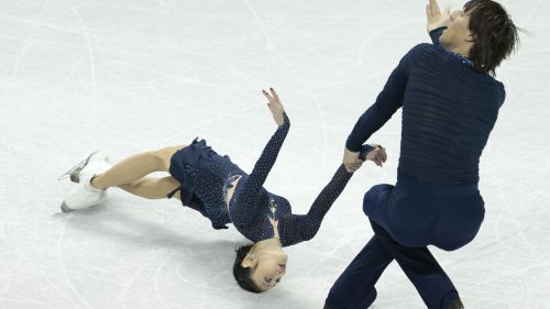 Coppie di vertice in grande spolvero nello short-programma del Grand Prix Junior di Tallinn