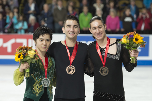 Max Aaron beffa sul filo di lana Shoma Uno conquistando il primo successo nel Grand Prix