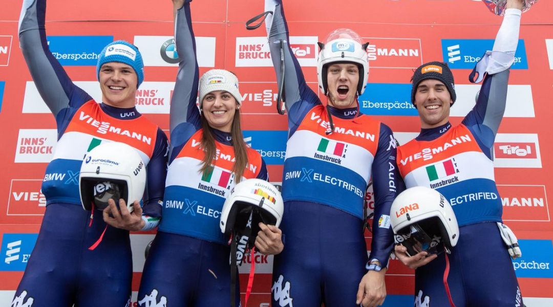 L'Italia centra il podio nel team relay dell'opening di Yanqing. Eggert-Benecken, Ludwig ed Egle dominano le altre prove