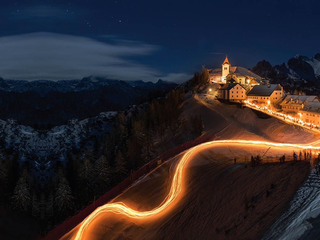 Al via a Tarvisio la 50ma Fiaccolata del Monte Lussari