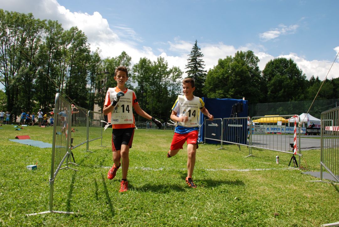 Vincitori gara giovani: Brenn Lucianaz (Granta Parey), Viktoriya Teliman (Bielorussia), Filippo Trancero (Valle Pesio) e Nicolò Betemps (Bionaz Oyace).