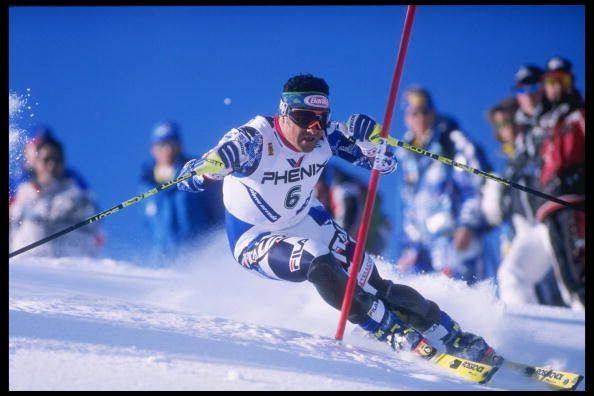 Dopo la vittoria in gigante Alberto Tomba conquista l