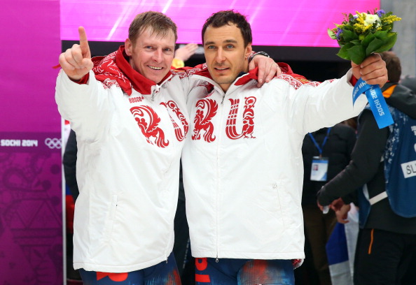 Zubkov regala alla Russia il primo oro olimpico nel bob a due. Simone Bertazzo chiude quattordicesimo