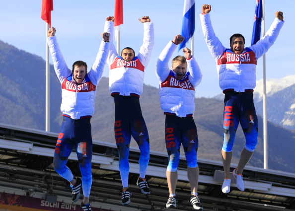 Alexander Zubkov centra la doppietta. Suo anche l'oro olimpico del bob a quattro. Bertazzo diciottesimo