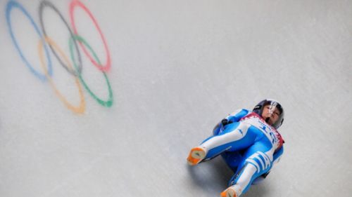 Gold e Leonova danno spettacolo nel programma corto del NHK Trophy