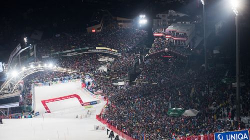 Ryding apre la Nigh Race di Schladming. Numero 2 per Moelgg, 3 Kristoffersen, 4 Hirscher