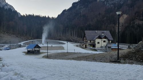 La stagione della Carnia Arena di Forni Avoltri si apre in anticipo grazie allo Snowfarming!