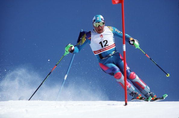 Tomba anche alle Olimpiadi di Albertville 1992 riuscì nell'impresa di conquistare due medaglie olimpiche. A differenza dell'edizione precedente Alberto fu però secondo nello slalom speciale